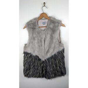 Mob Wife Faux Fur Vest Size Large Shaggy Bohemian Chic Winter Warm Cozy Lodge